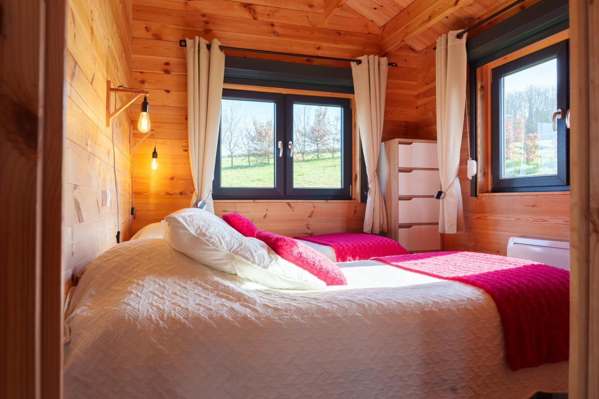 Le Chalet Du Crescent Saint-Germain-des-Champs Esterno foto